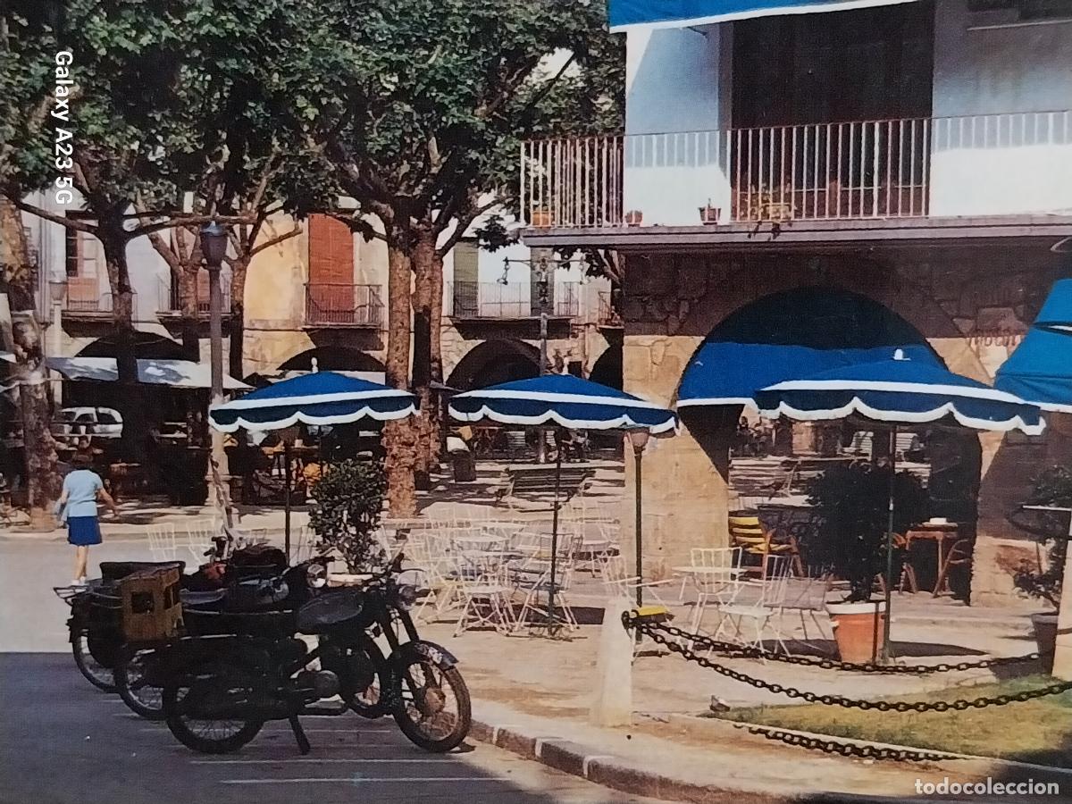 Postales: BA&Ntilde;OLAS PLAZA ESPA&Ntilde;A MONUMENTO SARDANA ED ARRIBAS 2004 ANIMADA TERRAZA BARES