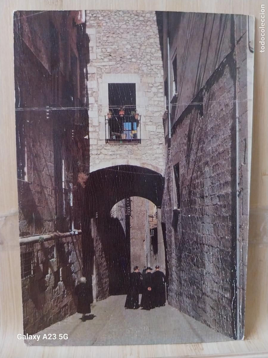 Postales: GERONA SOBREPORTES ED BERGAS 2 ANIMADA SOBADA SACERDOTES