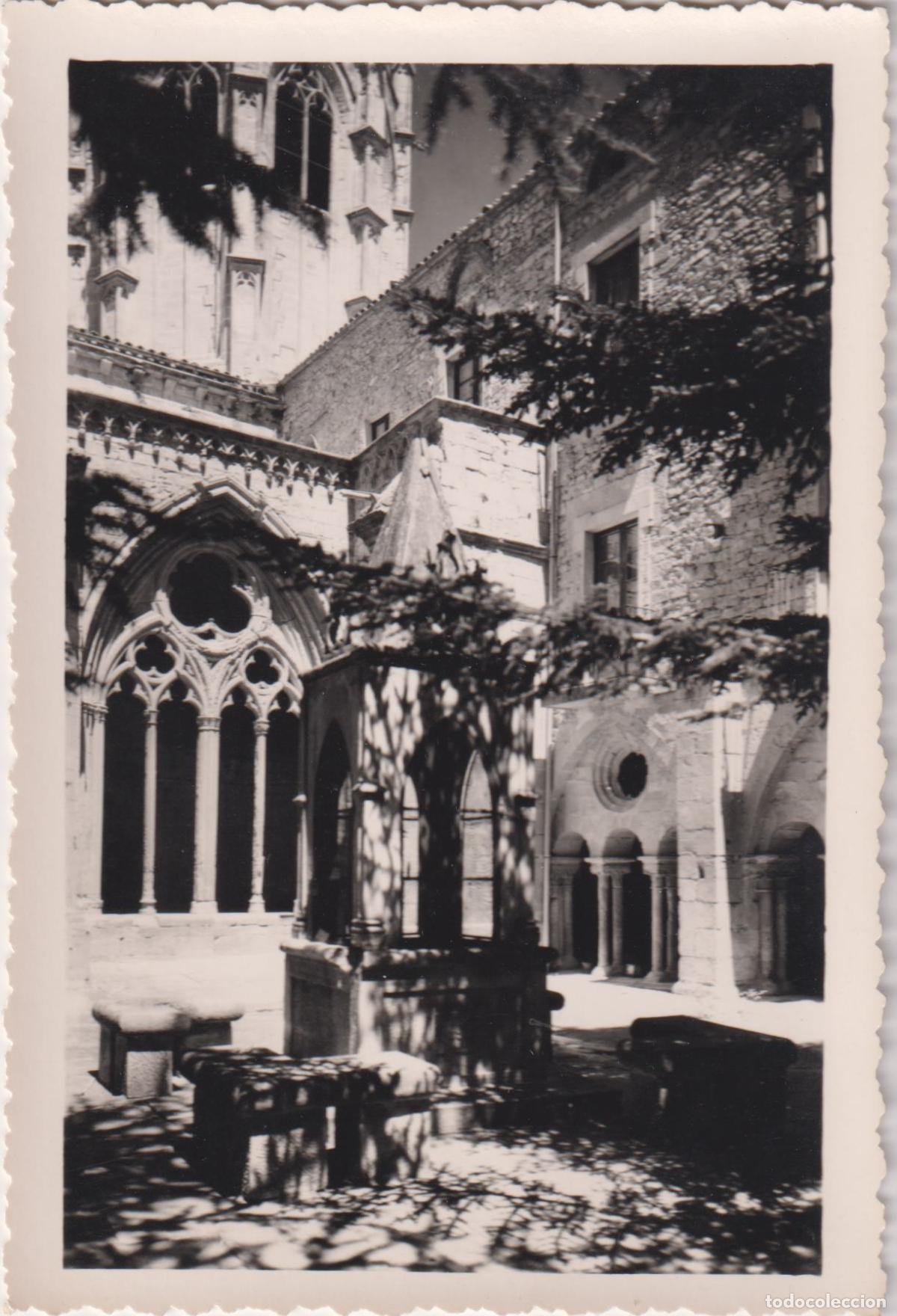 Postales: VALLFOGONA DE LES MONGES (LLEDIA) CLAUSTRO, ALA G&Oacute;TICA Y ALA ROM&Aacute;NICA &ndash; LAB.CALAFELL &ndash; S/C