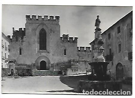 Postales: PLAZA DE SAN BERNARDO Y FACHADA DEL MONASTERIO.- SANTAS CREUS