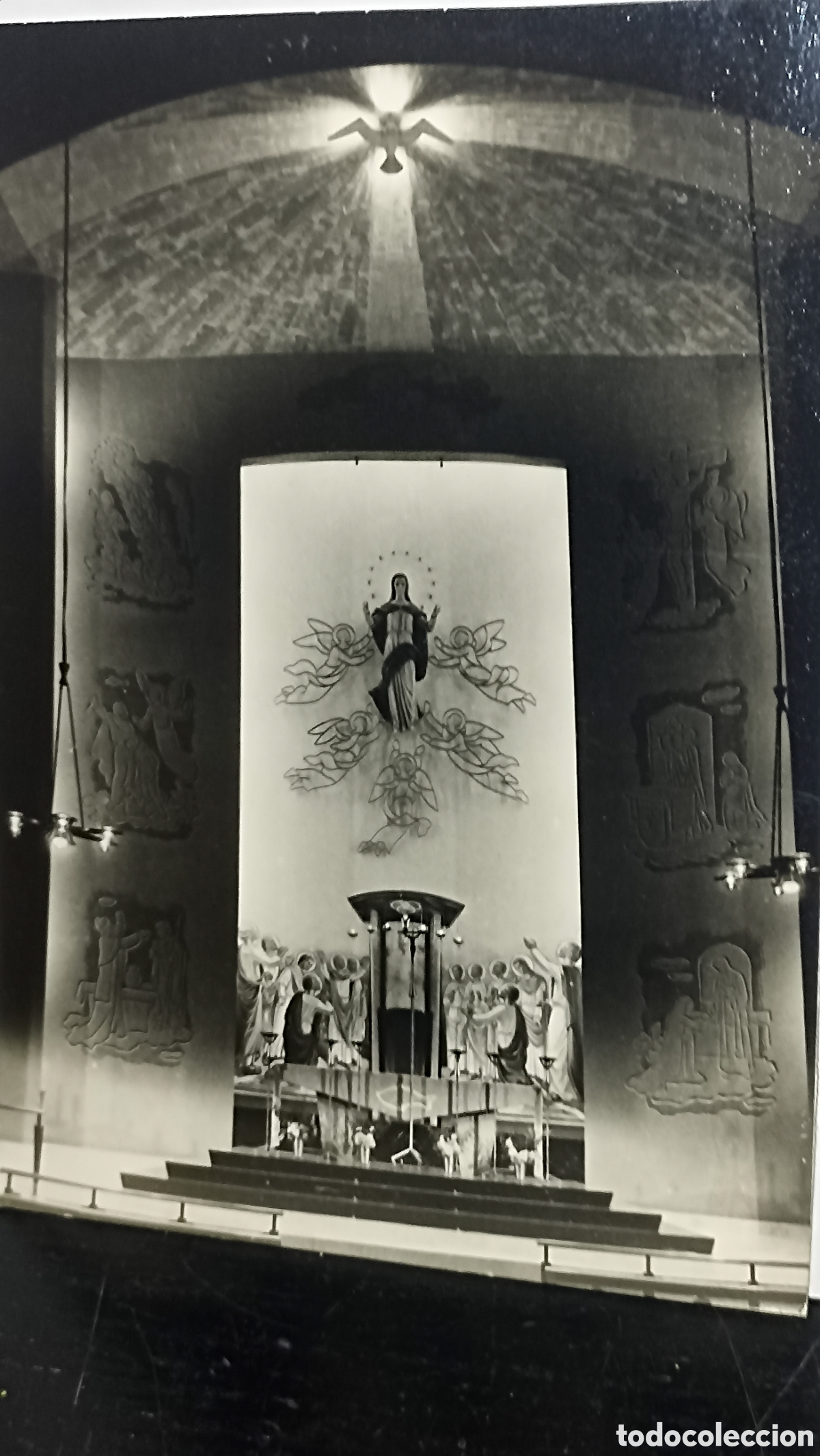 Postales: Autar mayor iglesia nueva Santa Mar&iacute;a de Olot