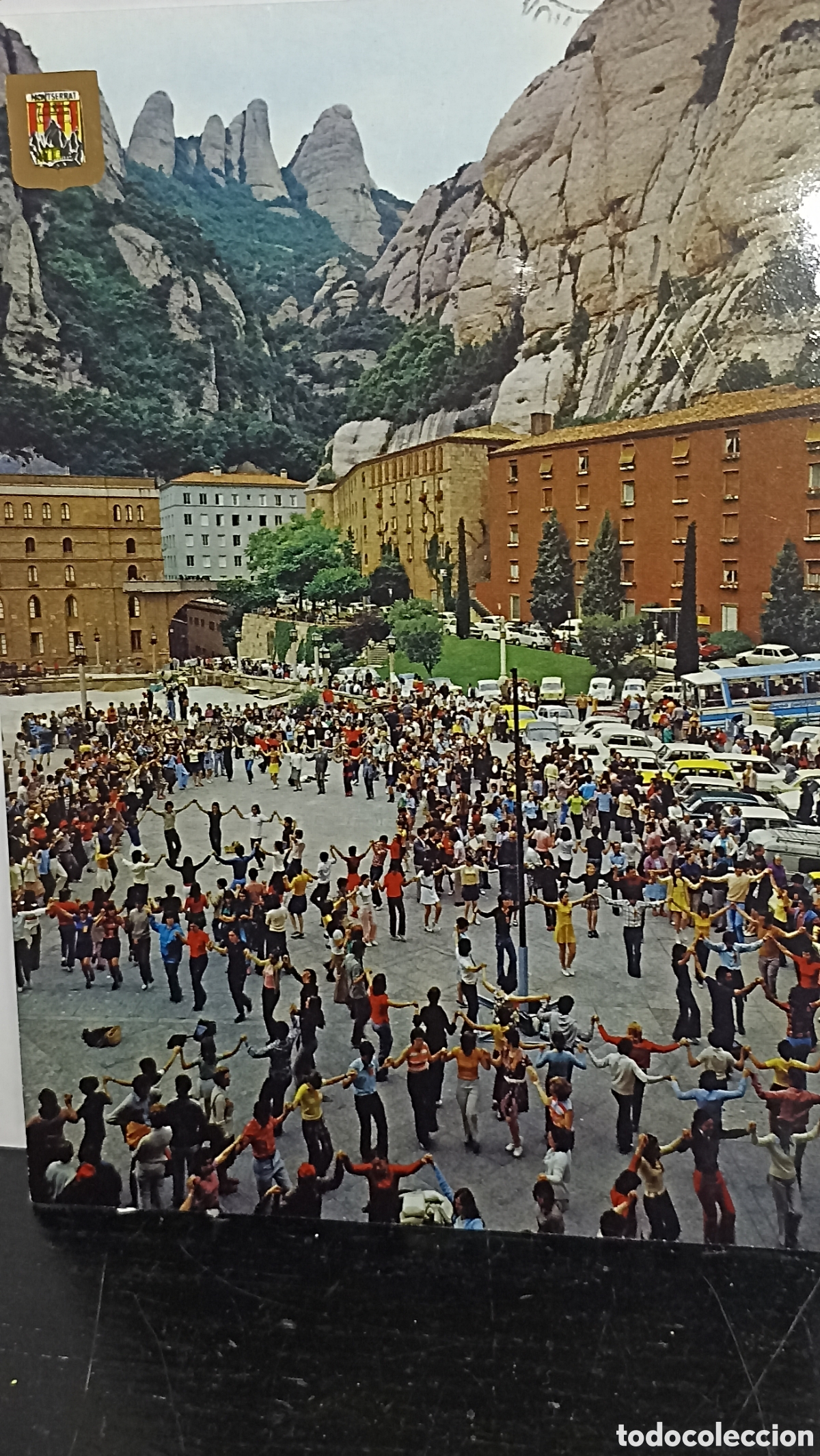 Postales: Montserrat la sardana
