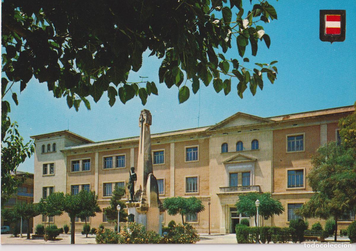 Postales: VALLS (TARRAGONA) INSTITUTO LABORAL - ESCUDO DE ORO N&ordm;1 - S/C