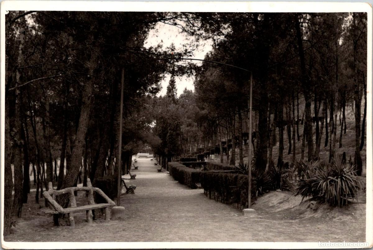 Postales: T&agrave;rrega - Parque de San Eloy - Fotograf&iacute;a Calafell - 142x95mm