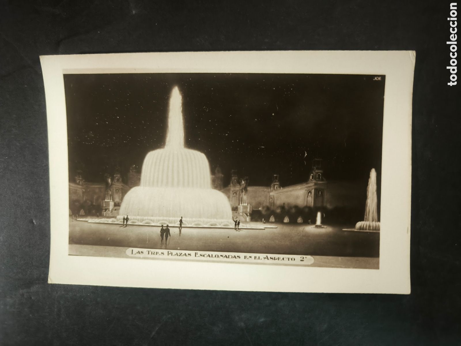 Postales: Postal Exposici&oacute;n internacional de Barcelona. Las tres plazas.
