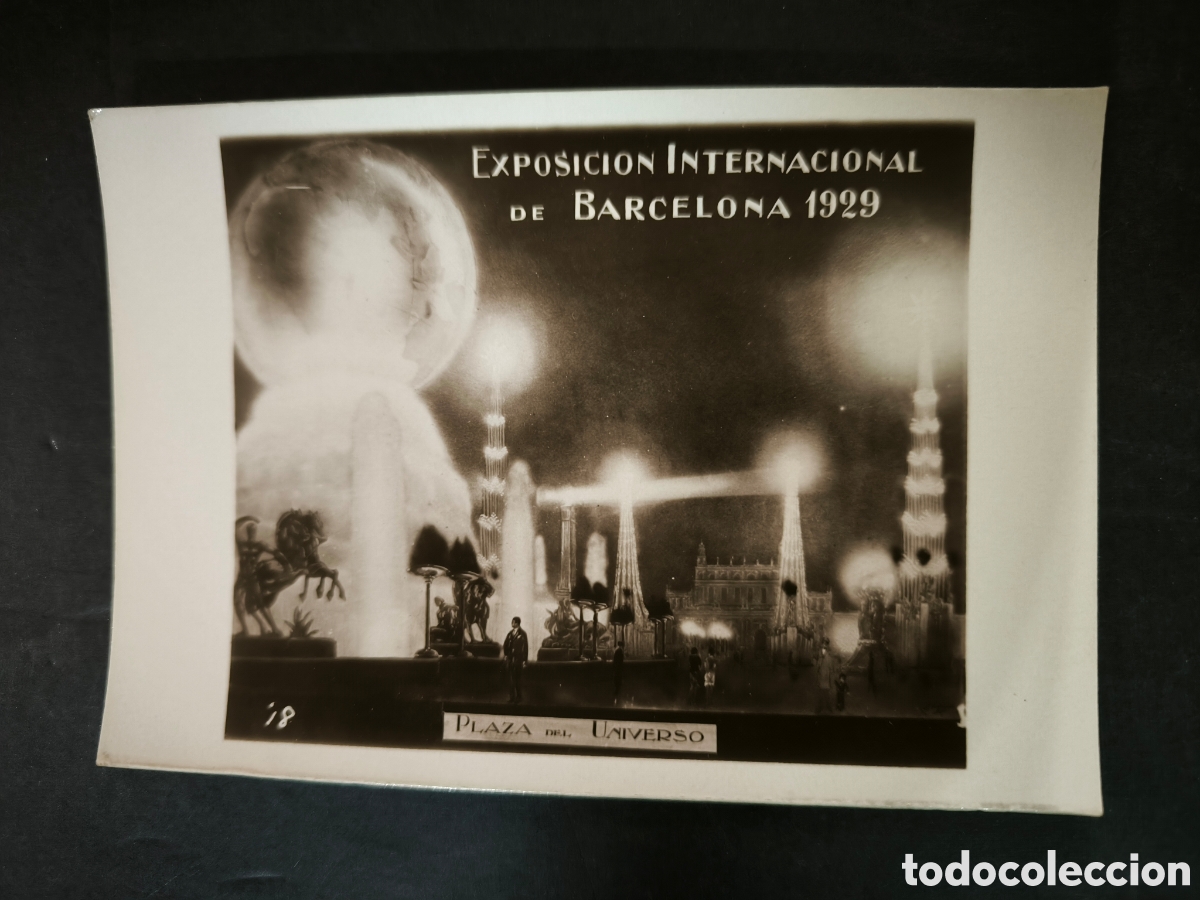 Postales: Postal Exposici&oacute;n internacional de Barcelona. Plaza del Universo.