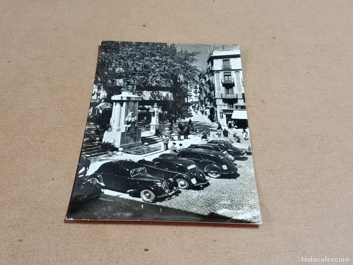 Postales: ALT EMPORD&Agrave; - POSTAL FIGUERAS - MONUMENTO A MONTURIOL Y CALLE GERONA