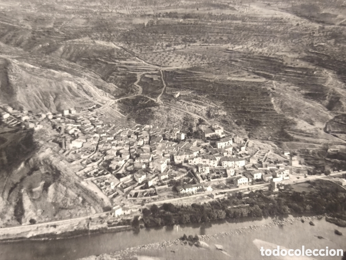 Postales: CAMARASA VISTA A&Eacute;REA POSTAL FOTOGR&Aacute;FICA EX. T. LLOP LLEIDA C. 1955