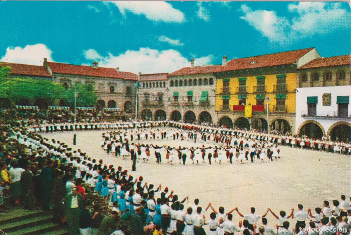 Postales: BARCELONA, PUEBLO ESPA&Ntilde;OL, BAILE T&Iacute;PICO, LA SARDANA - ED.RAKER 35 - ESCRITA
