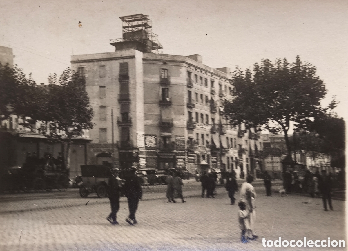 Postales: BARCELONA RONDA SANT ANTONI / AVDA. PARAL&middot;LEL POSTAL FOTOGR&Aacute;FICA ANIMADA C. 1925