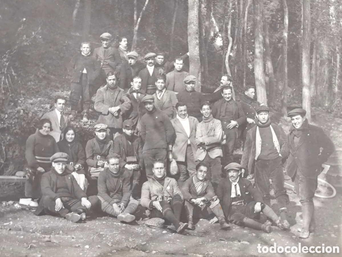 Cartoline: FOTOGRAF&Iacute;A RETRATO GRUPAL EXCURSI&Oacute; FONT PATRICO POSTAL FOTOGR&Aacute;FICA CERDANYOLA - RIPOLLET 1924