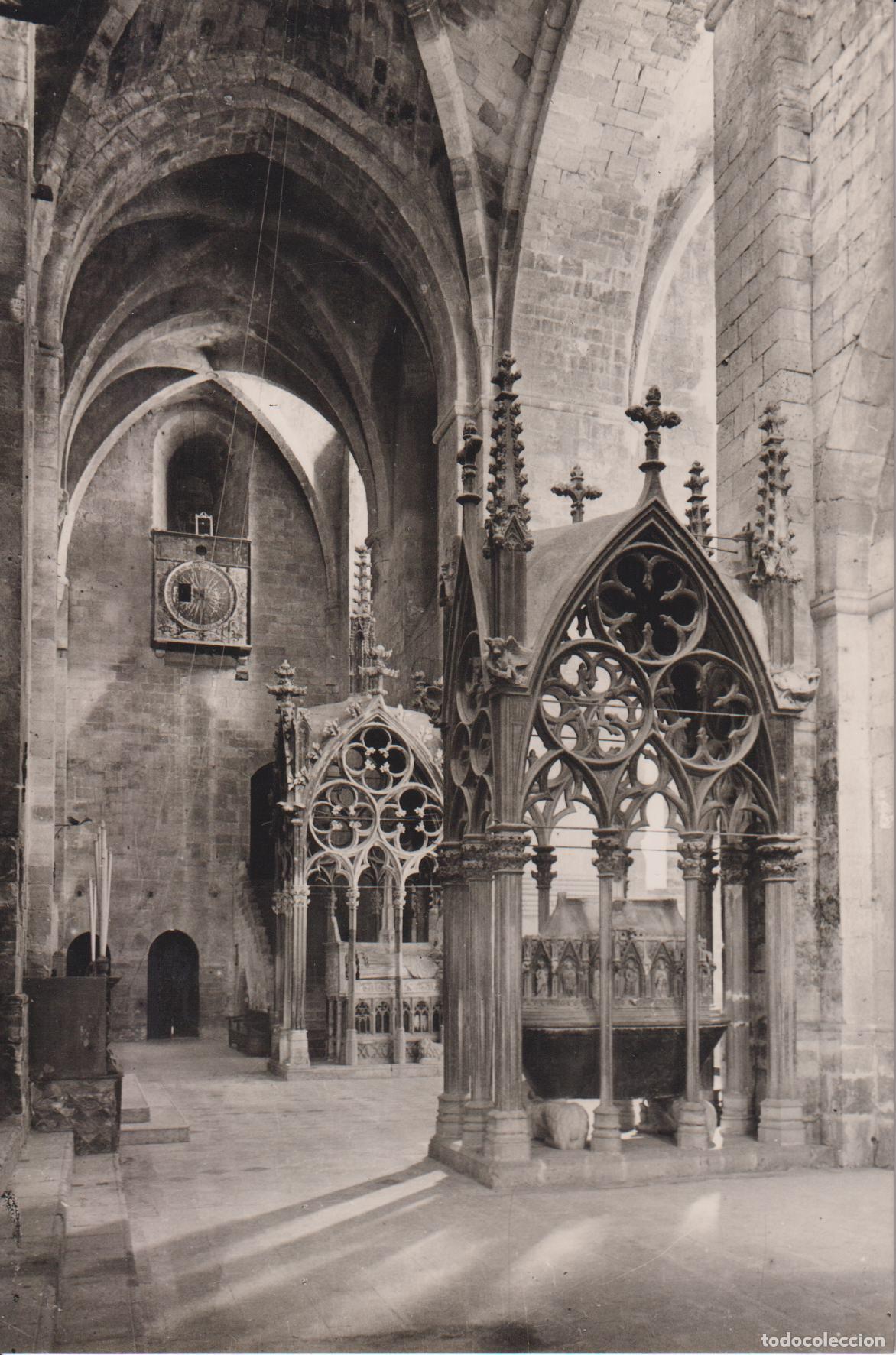 Postales: MONASTERIO DE SANTES CREUS (TARRAGONA) CRUCERO DE LA IGLESIA Y TUMBAS REALES - F.RAYMOND N&ordm;1 - S/C