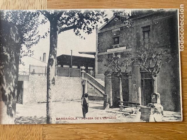 Postales: SARDA&Ntilde;OLA. PLASSA DE L'ESTACI&Oacute;. MAURI FOTOGRAFO. CERDANYOLA. POSTAL SIN CIRCULAR