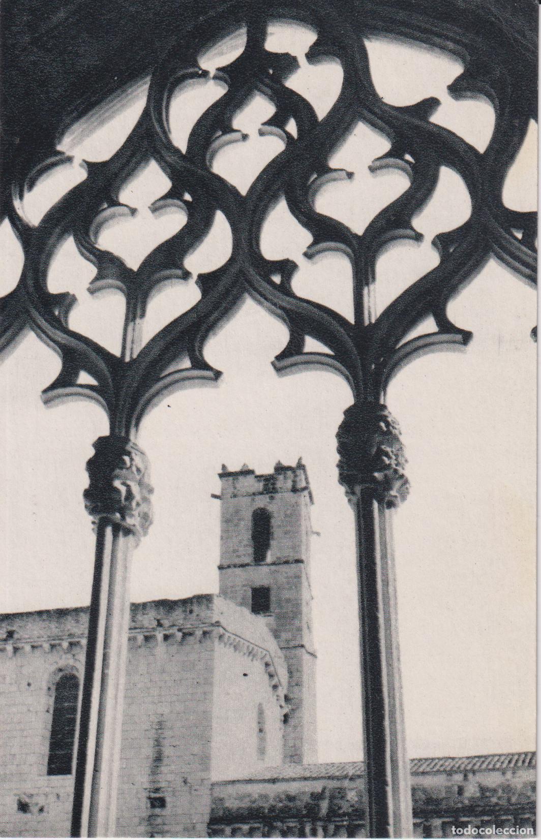 Postales: BARCELONA, ARTE G&Oacute;TICO, TARRAGONA, M.SANTES CREUS, CLAUSTRO - EDITOR ARTIGUES - S/C