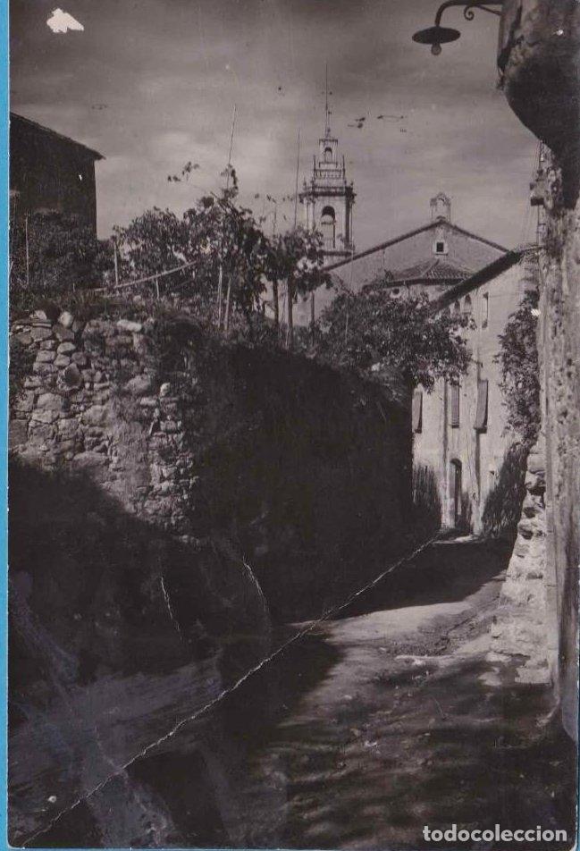 Postales: CELR&Agrave;. RINC&Oacute;N T&Iacute;PICO Y CAMPANARIO. FOTO S. MART&Iacute;. CIRCULADA EN 1957