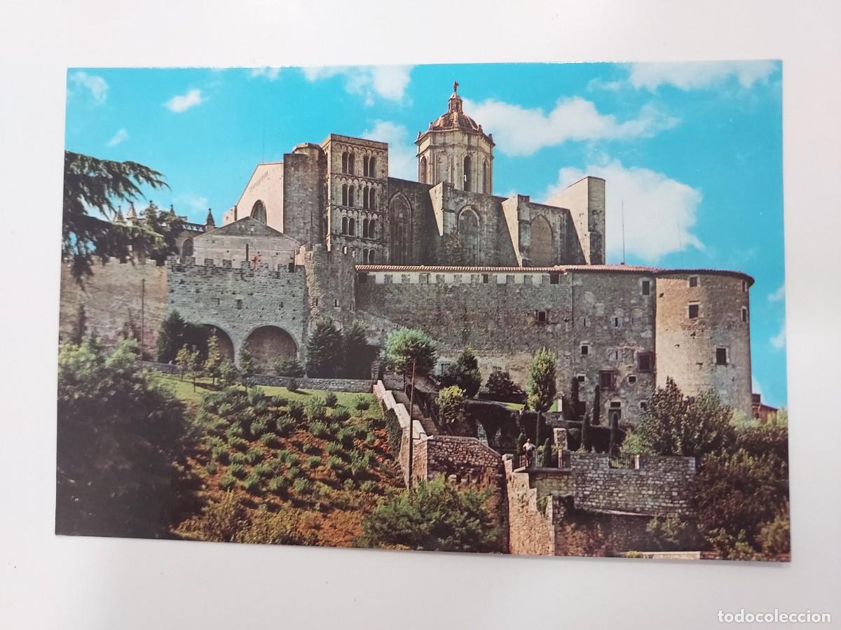 Postales: POSTAL GERONA PASEO ARQUEOLOGICO Y CATEDRAL. 1970. SIN CIRCULAR. CARRERA