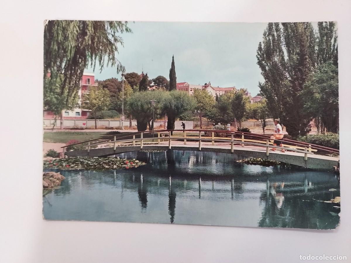 Postales: POSTAL TARRAGONA PLAZA IMPERIAL TARRACO ESTANQUE. 1965. SIN CIRCULAR. GARRABELLA