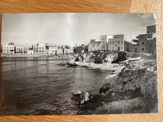 Postales: La Escala N&ordm; 7. Costa Brava. Playa de pescadores. Co.. Prat. Escrita 1959