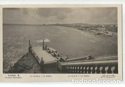 Cartoline: ANTIGUA POSTAL 8 SITGES PLAYA DE MODA LA PLAYA Y LA PUNTA ZERKOWITZ