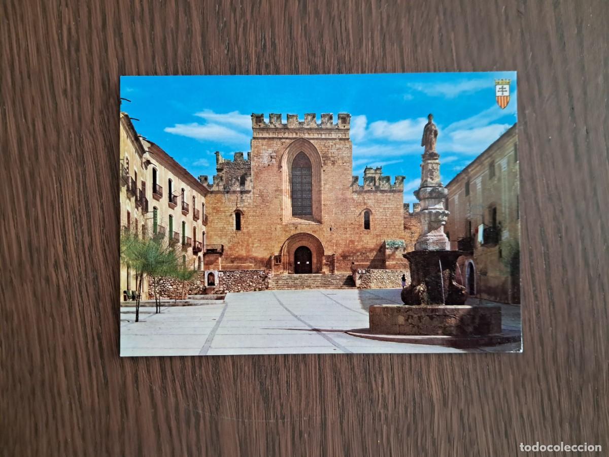 Postkarten: postal de Espa&ntilde;a, plaza de San Bernardo, monasterio de Santes Creus, Tarragona, a&ntilde;os 70.