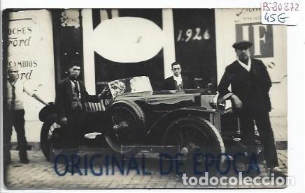 Cartoline: (PS-80872)POSTAL FOTOGRAFICA DE BARCELONA-GARAGE CONDAL.FELICITACION NAVIDE&Ntilde;A DE LOS LAVADORES