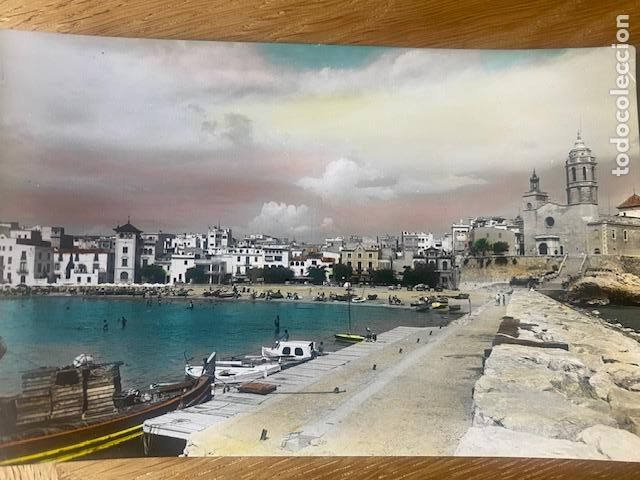 Cartoline: Sitges. N&ordf; 2. Playa. Foto Raymond. Postal sin circular