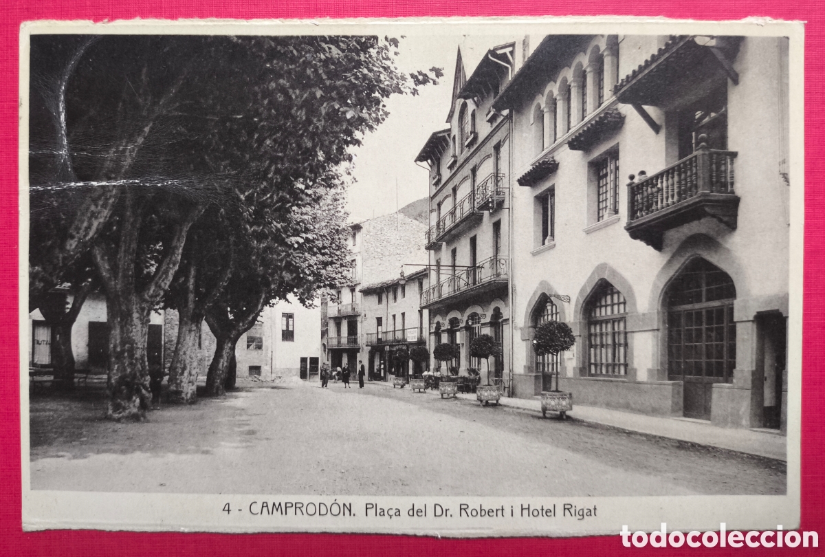 Postais: CAMPRODON PLA&Ccedil;A DR. ROBERT I HOTEL RIGAT POSTAL C. 1930