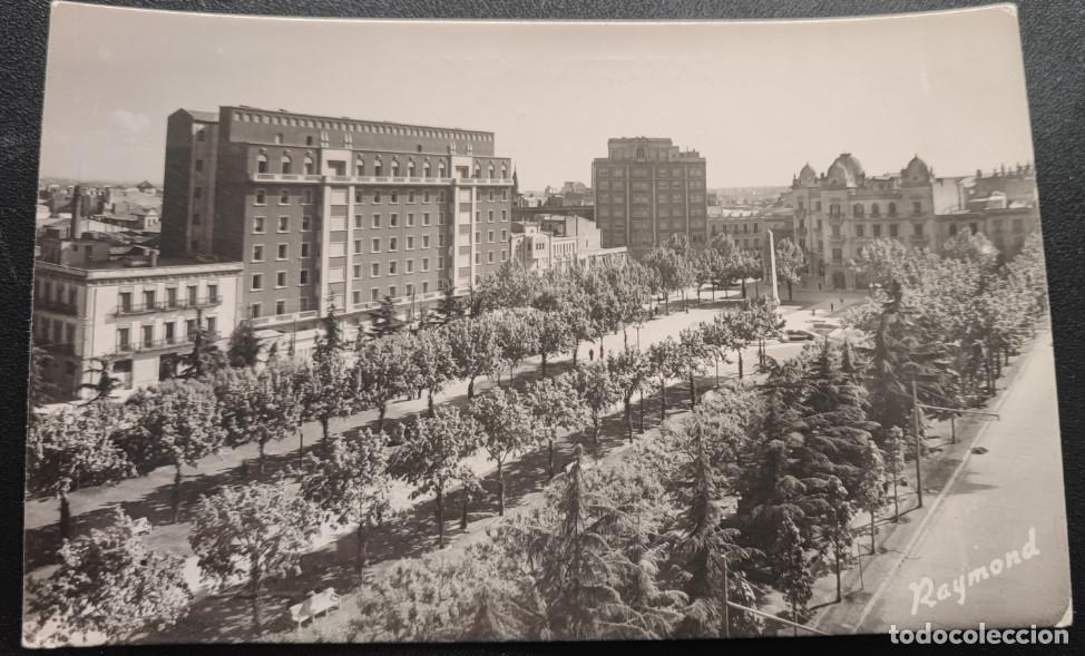Postales: REUS, AVENIDA DE LOS MARTIRES, POSTAL ANTIGUA