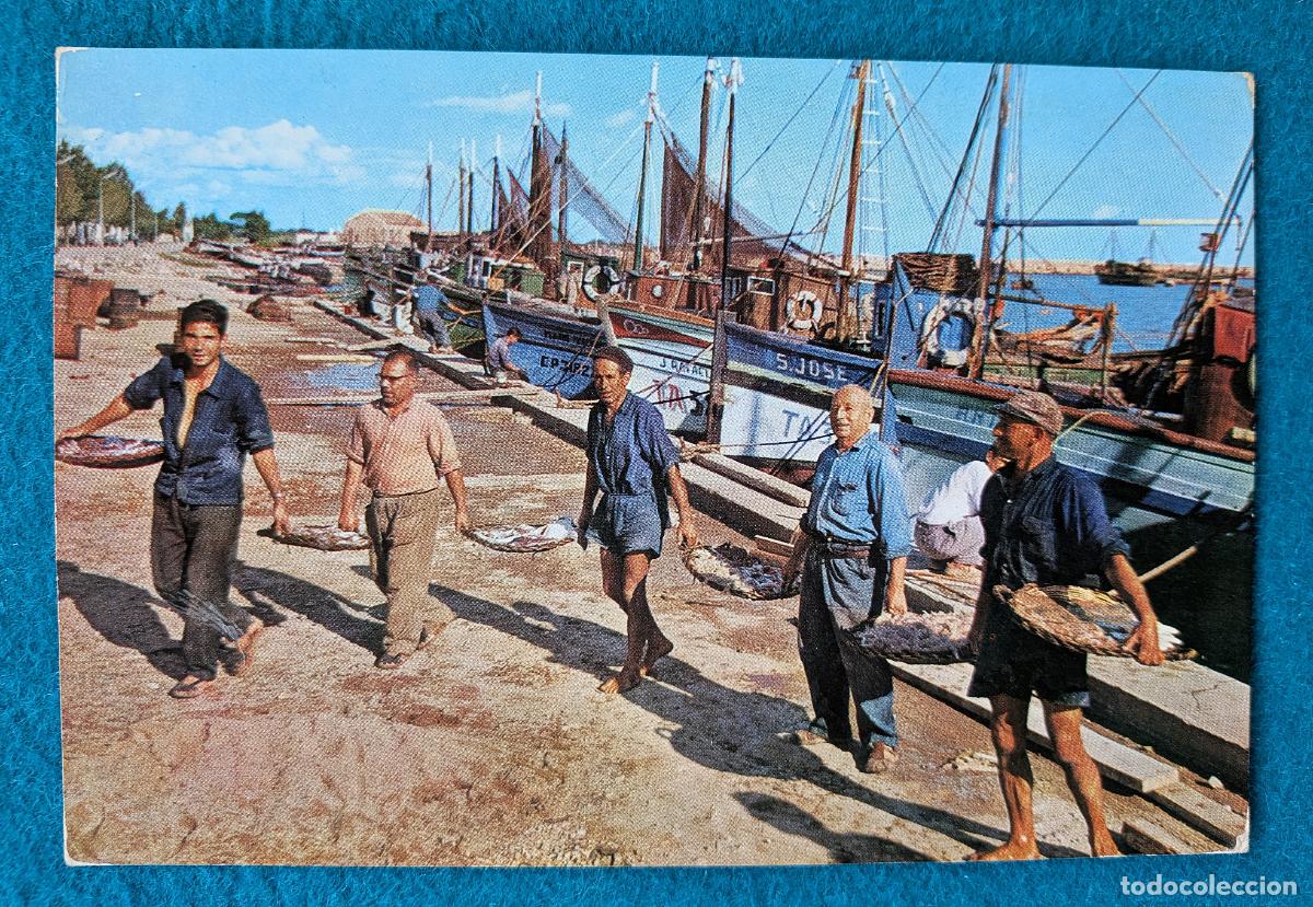Postcards: RW POSTAL CATALU&Ntilde;A ENTRADA DE LOS PESCADORES P1975