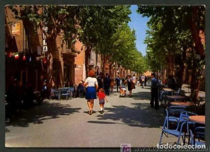 Postais: Vilanova i la Geltr&uacute;. *Rambla del Caudillo* Ed. C. y P. n&ordm; B -5413. Nueva.