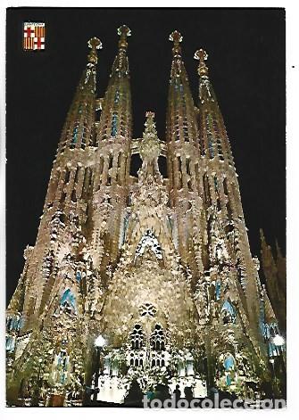 Postales: TEMPLO DE LA SAGRADA FAMILIA (GAUDI), ILUMINADA POR BUHIGAS.- BARCELONA