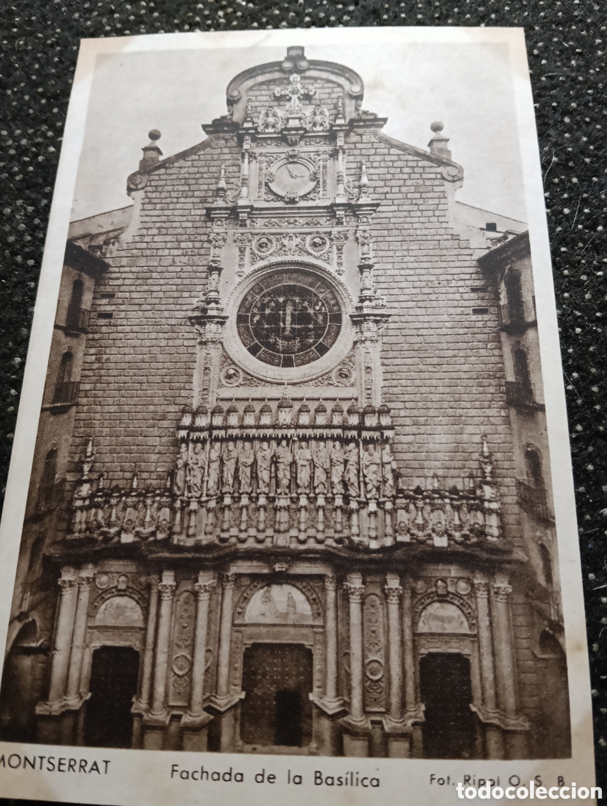 Postales: Montserrat Fachada de la Bas&iacute;lica. Foto Ripol