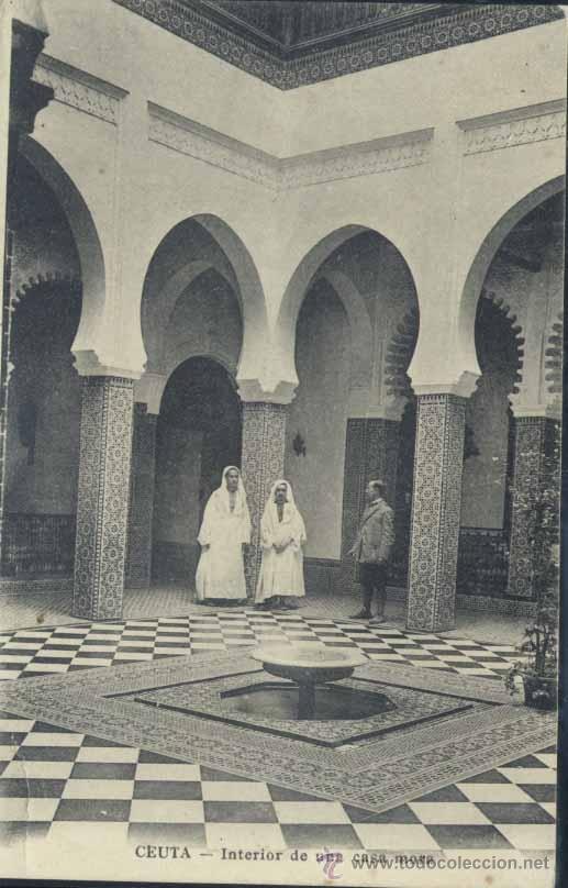 Postales: CEUTA.- INTERIOR DE UNA CASA MORA - Foto 1