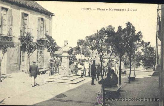 Postales: CEUTA.- PLAZA Y MONUMENTO A RUIZ - Foto 1
