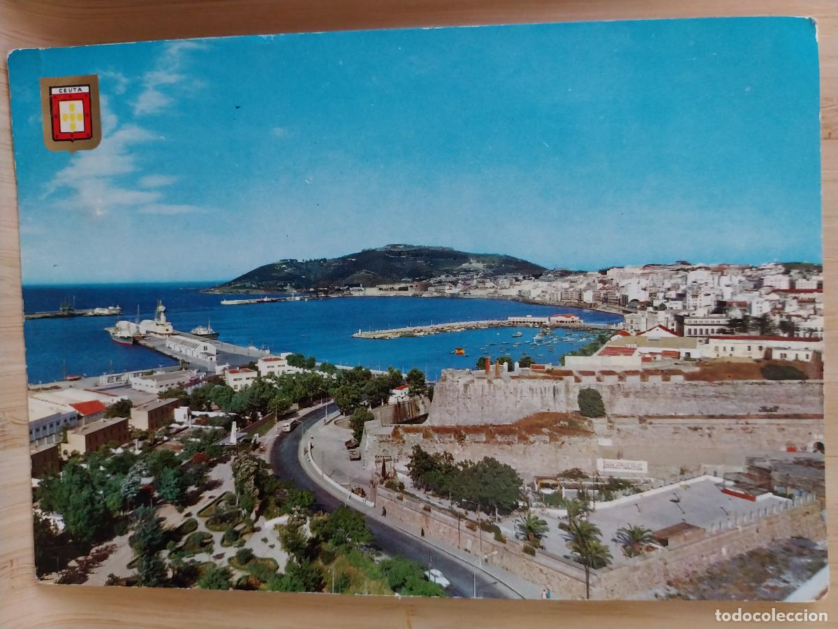 Postales: CEUTA ED FISA 13 CIRCULADA A&Ntilde;OS 70 ANIMADA COCHES CL&Aacute;SICOS