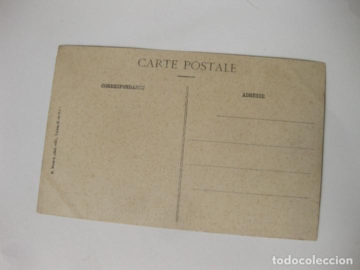 Postales: POSTAL DE LA ENTRADA DEL HOTEL LA PYRAMIDE EN BRUNOY. FRANCIA - Foto 2 - 113648275