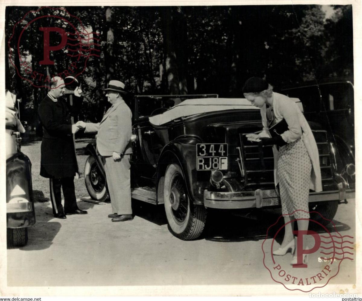 Cartes Postales: PACKARD 1935 BOIS 25*19CM The Bryan Goodman Collection