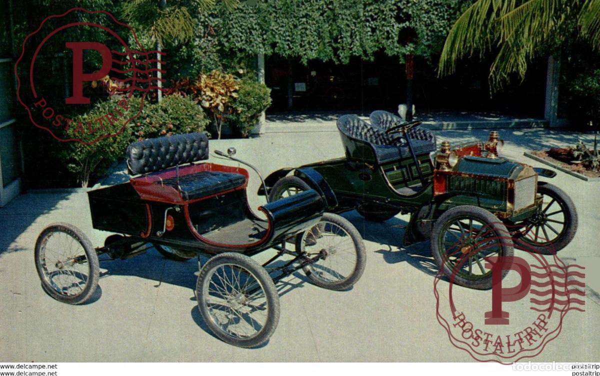 Cartes Postales: TWO EARLY OLDSMOBILES 1901 CURVED DASH RUNABOUT WAS THE FIRST PRODUCTION-LINE CAR IN THE U.S.A.