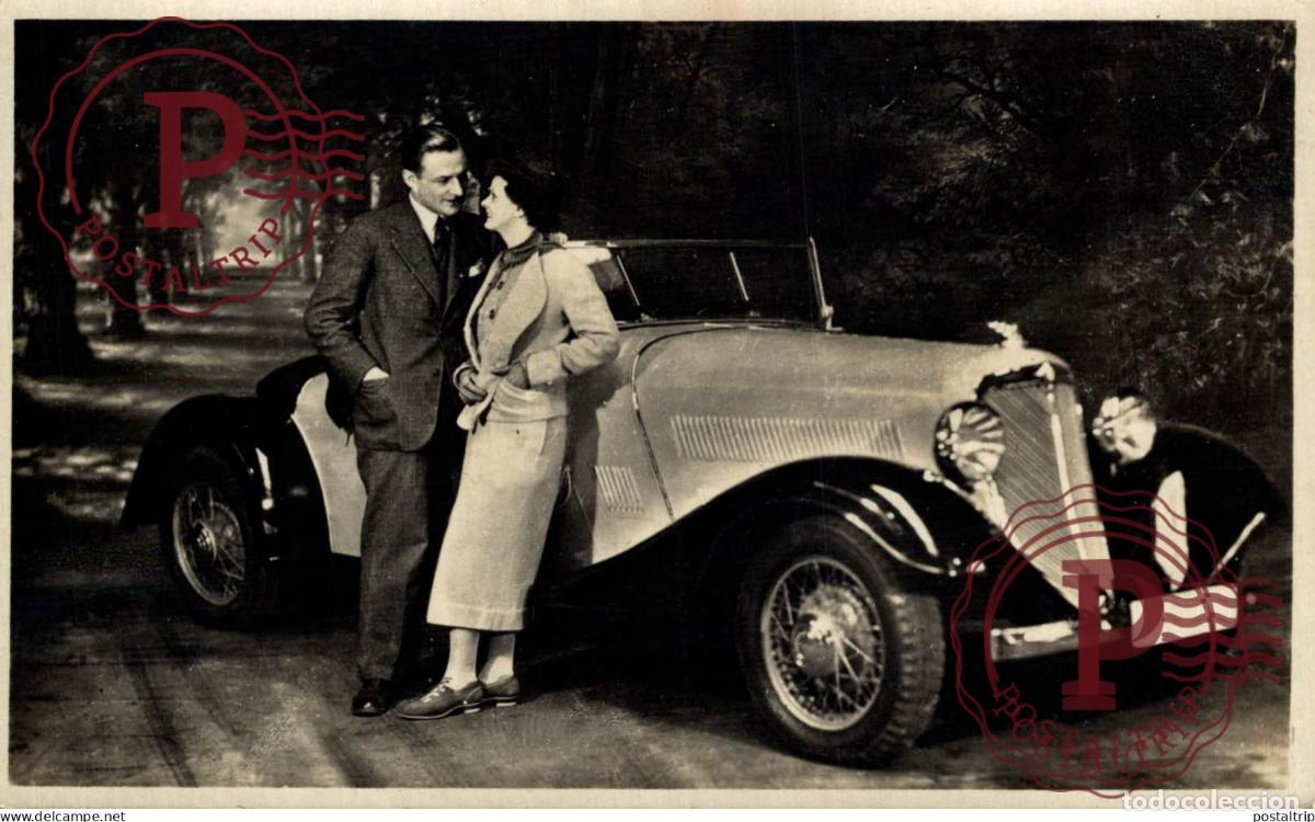 Postales: COCHE. CAR. VOITURE. AUTO. PAREJA. COUPLE.