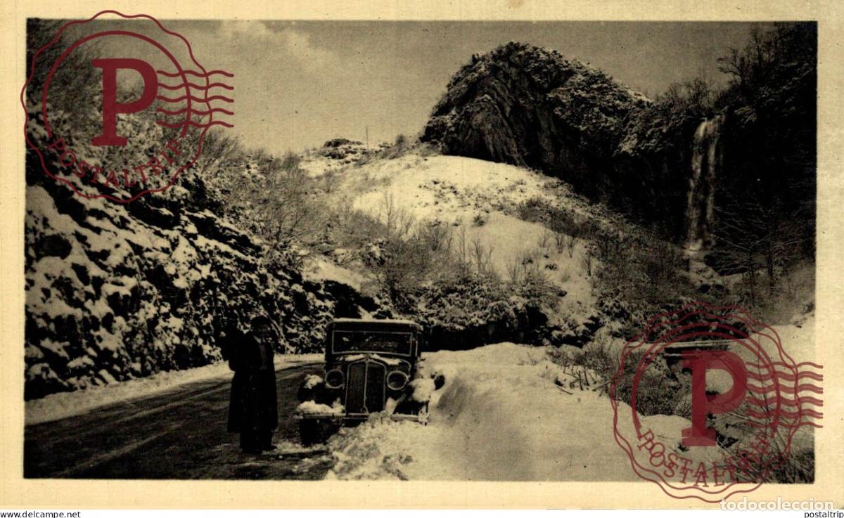 Postales: COCHE. CAR. VOITURE. AUTO. SEPTMONCEL CHAPEAU DE GENDARME SOUS LA NEIGE