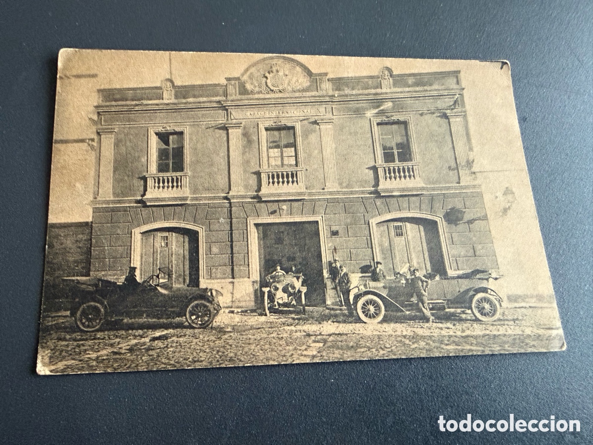 Postales: Postal a identificar. Garaje Internacional . Coches antiguos