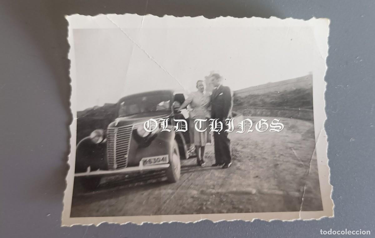 Postcards: FOTOGRAFIA DE AUTOMOVIL, COCHE A&Ntilde;OS 40, MIDE 6 X 4,5 CMS.