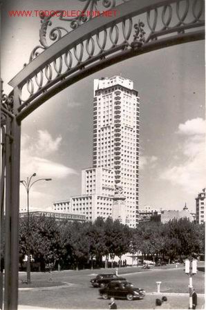 Postales: MADRID - La Torre de Madrid (postal animada) - Foto 1