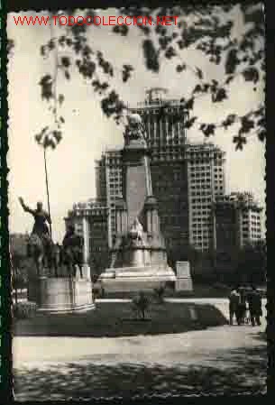 Postales: 9 MADRID: MONUMENTO A CERVANTES - Foto 1
