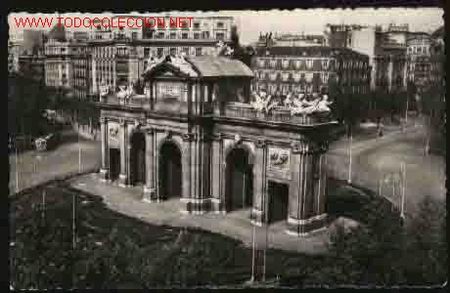 Postales: 7- MADRID - PUERTA DE ALCALA - Foto 1