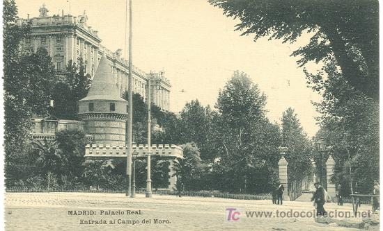Postales: MADRID. PALACIO REAL. ENTRADA AL CAMPO DEL MORO. - Foto 1