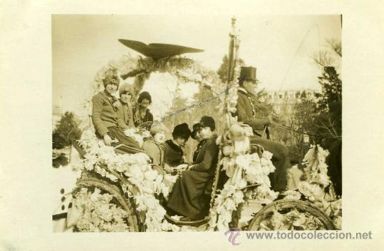 Postcards: POSTAL BONITO DESFILE DE CARROZAS