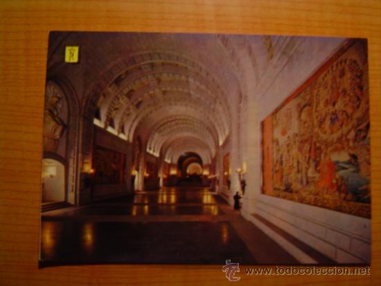 Postales: POSTAL SANTA CRUZ DEL VALLE DE LOS CAIDOS  CRIPTA BASILICA NAVE CENTRAL SIN CIRCULAR