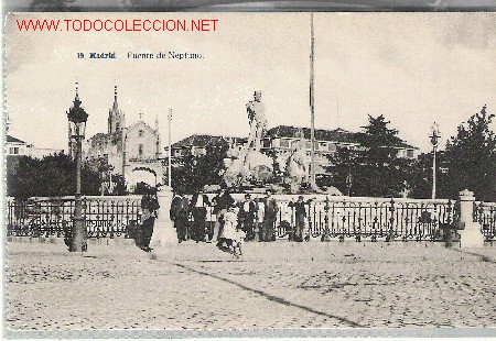 Postales: MADRID. FUENTE DE NEPTUNO - Foto 1
