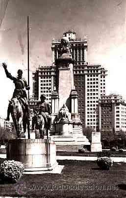 Postales: POSTAL DE MADRID N&ordm; 61 MONUMENTO A CERVANTES Y EDIFICIO ESPA&Ntilde;A - Foto 1